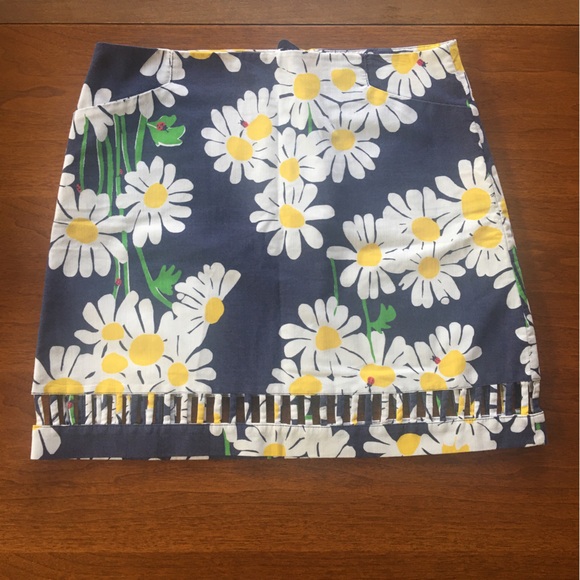 Lilly Pulitzer Dresses & Skirts - Lilly Pulitzer Dailey skirt with lady bugs sz 14